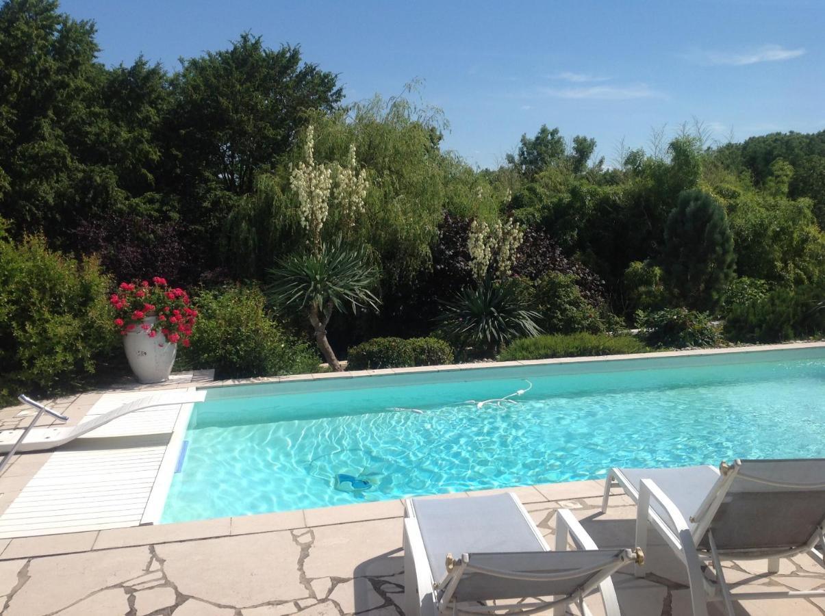 Bed and Breakfast Domaine De La Provencale Saint-Didier-de-la-Tour Esterno foto