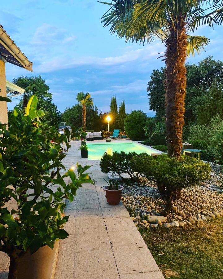 Bed and Breakfast Domaine De La Provencale Saint-Didier-de-la-Tour Esterno foto